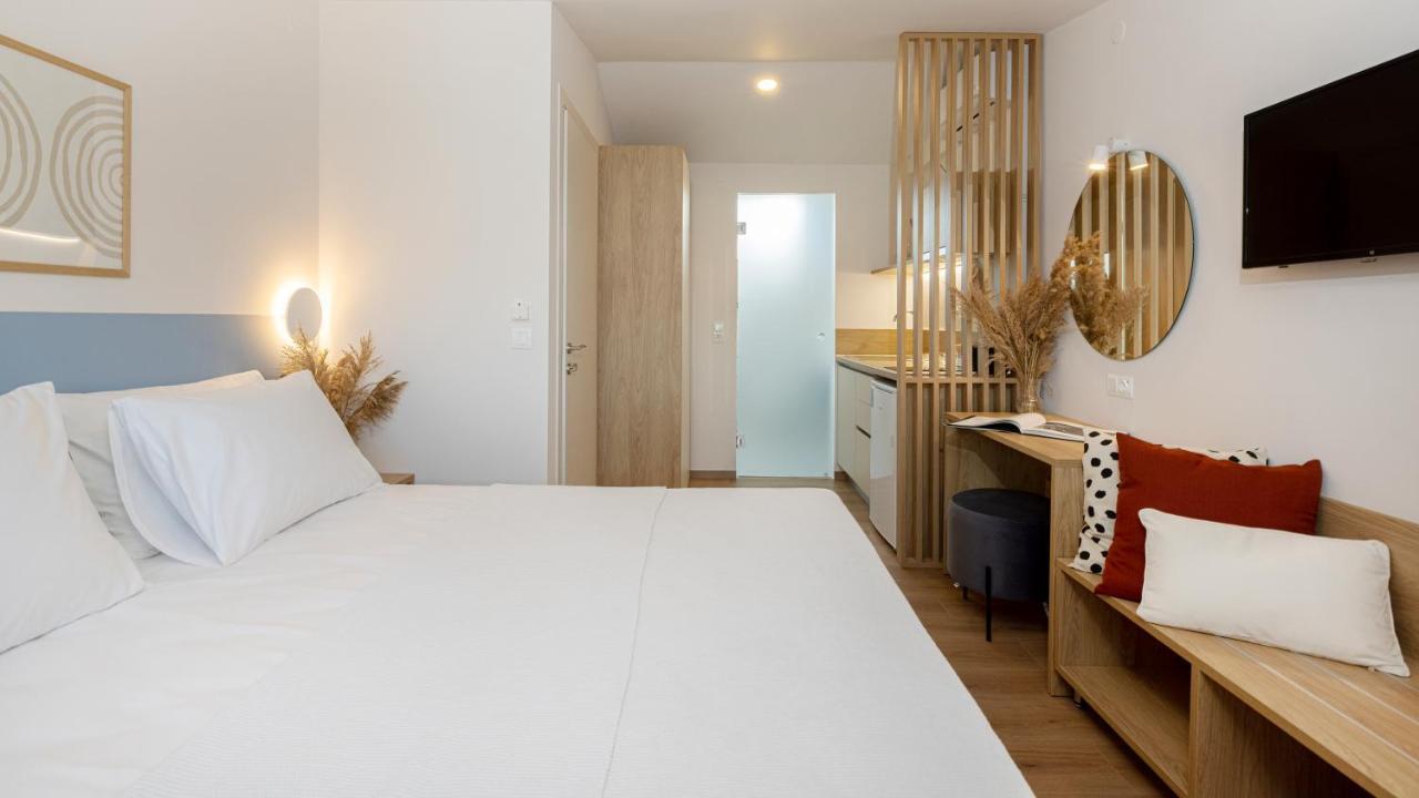 Aether Green Apartments Nea Roda Exterior foto